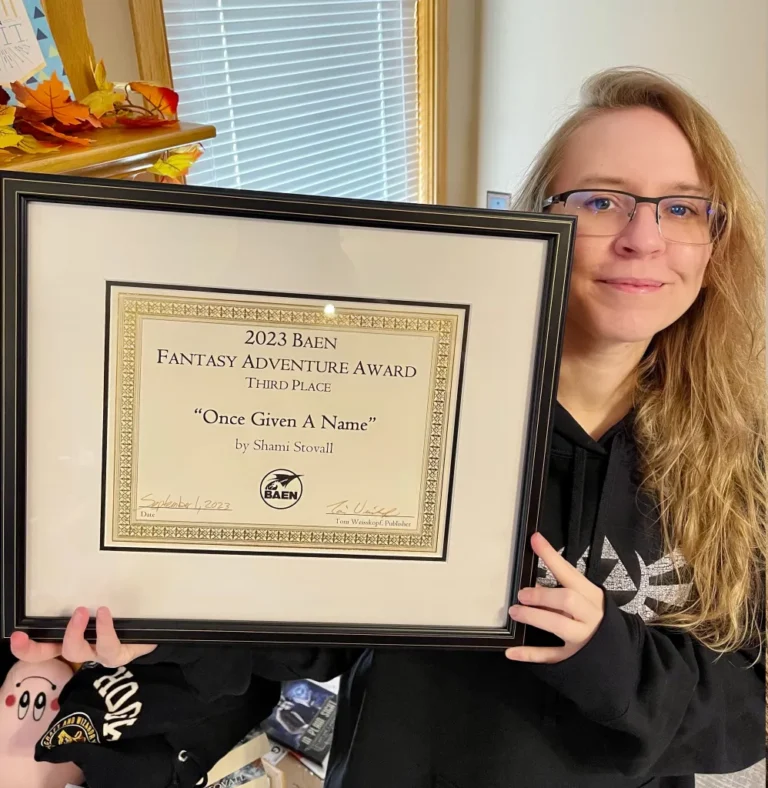 Image of Shami Stovall with her Fantasy Adventure award